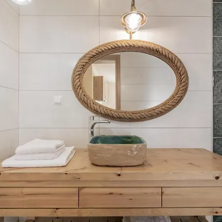 Milk And Honey Apartment *