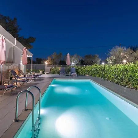 Apartament Milk And Honey Romírion