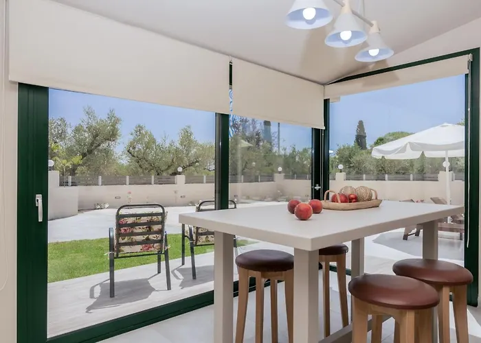 Milk And Honey Romírion