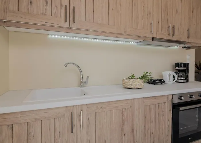 Milk And Honey Romírion